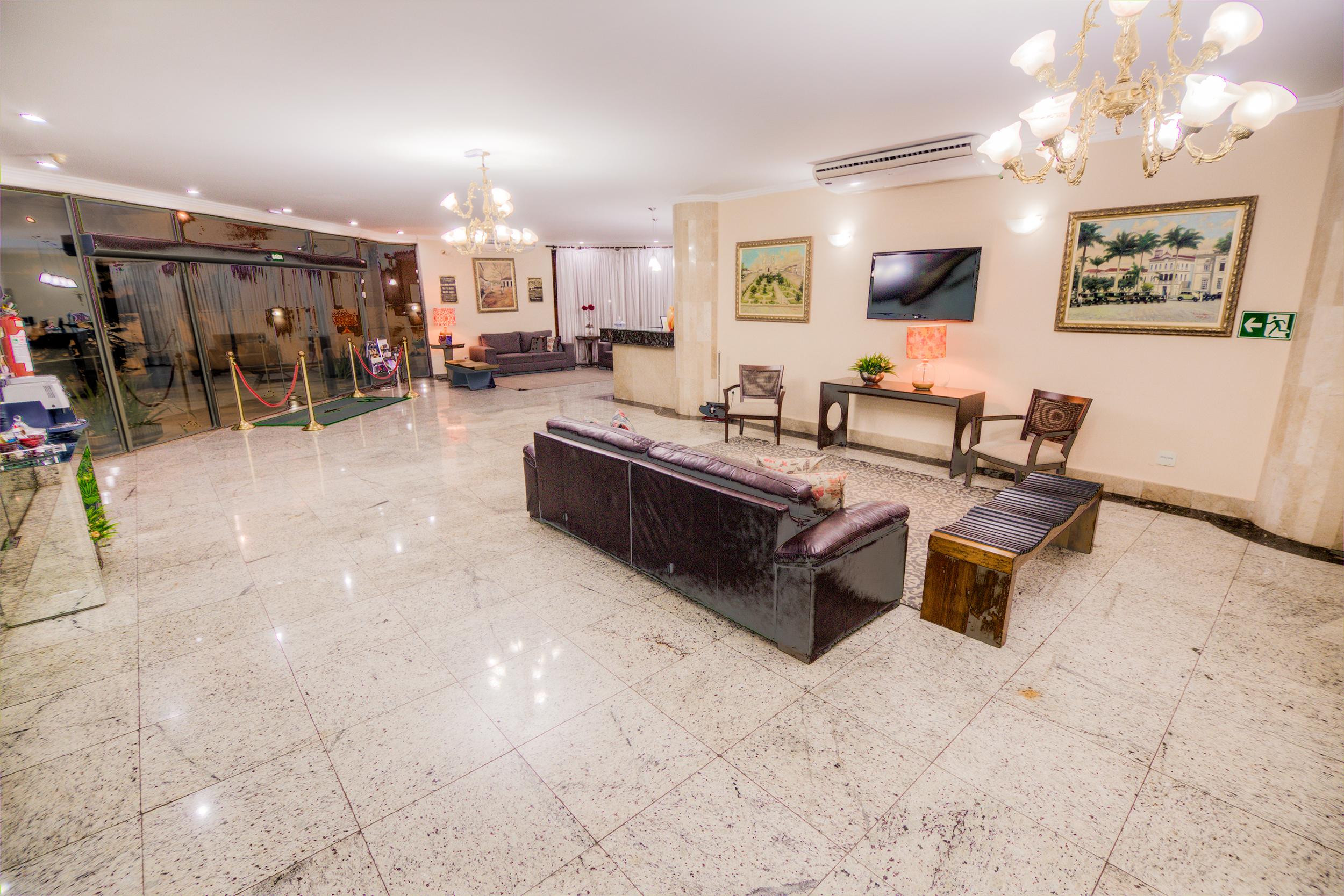 Hotel Golden Park Uberaba By Nacional Inn Exterior photo